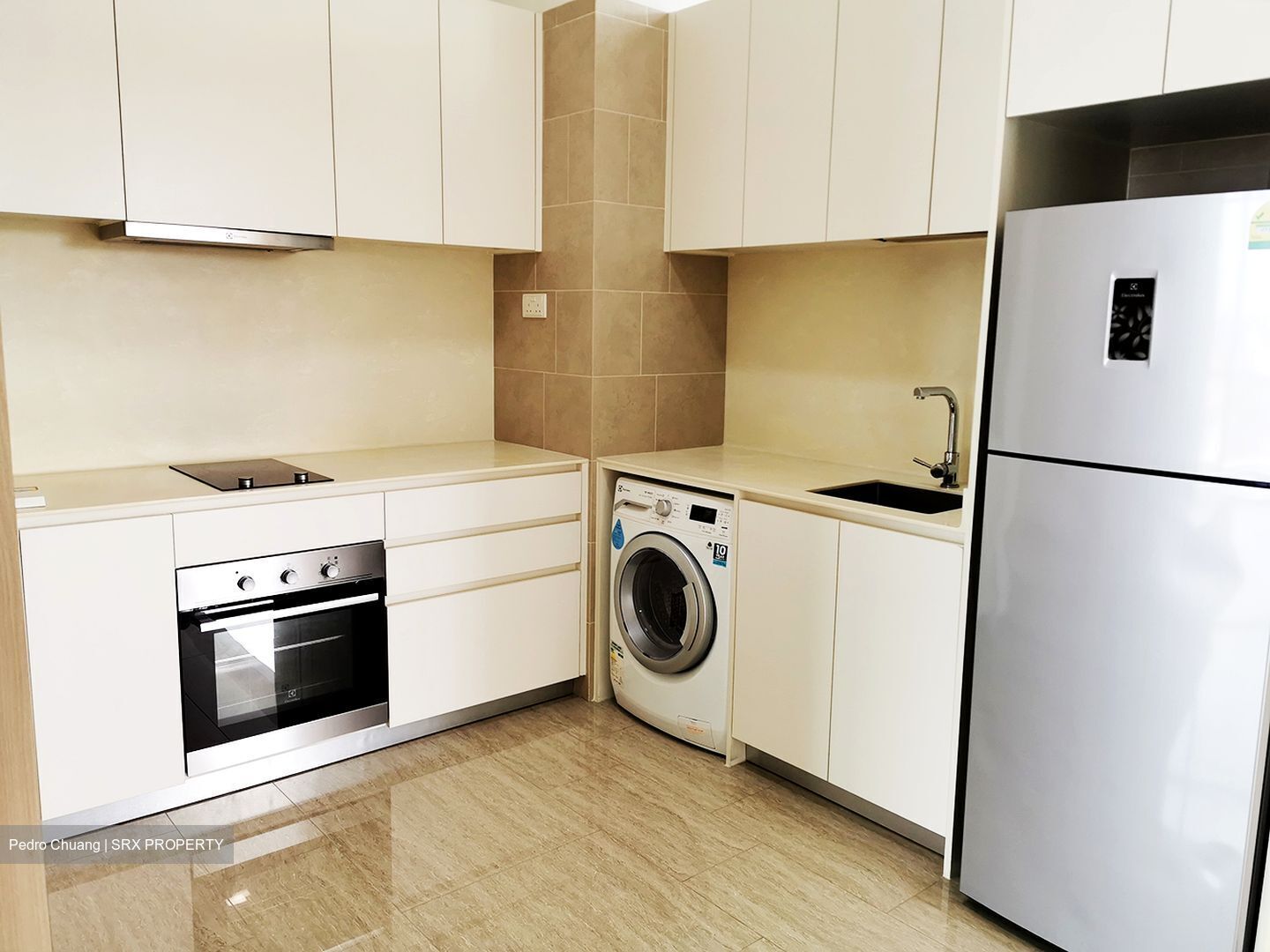Stratum (D18), Condominium #628786791